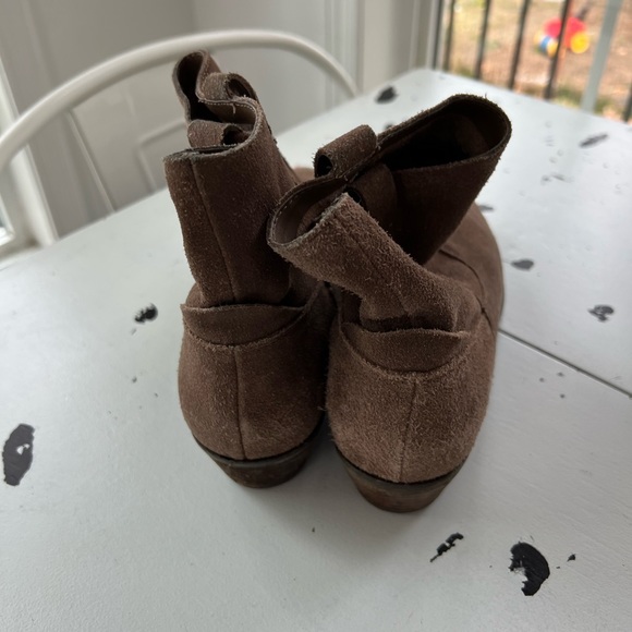 Suede booties - Picture 4 of 5